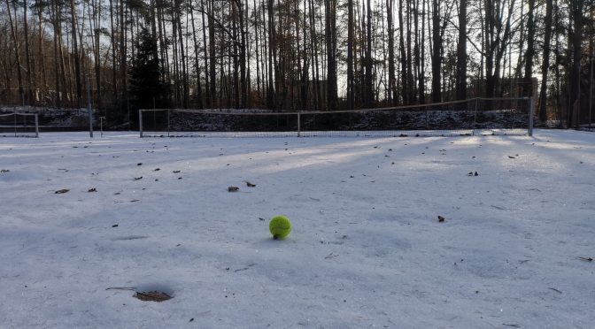 Wintersperre auf der Tennisanlage